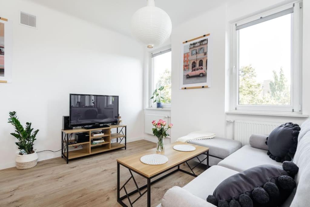 Ferienwohnung Ciche Studio, Blisko Metra Politechnika, Parking Warschau Exterior foto